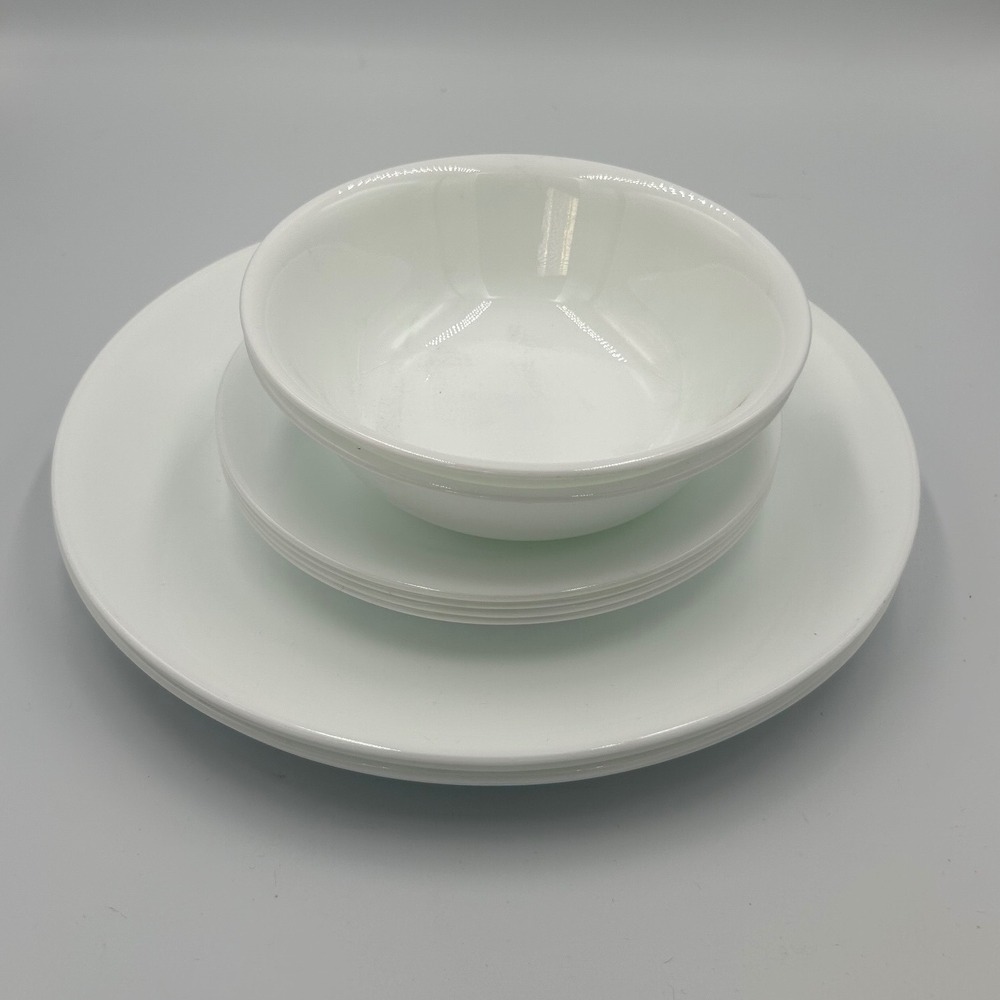 Corelle Vitrelle Winter Frost White 9 piece Dinnerware Set Plates and Bowls